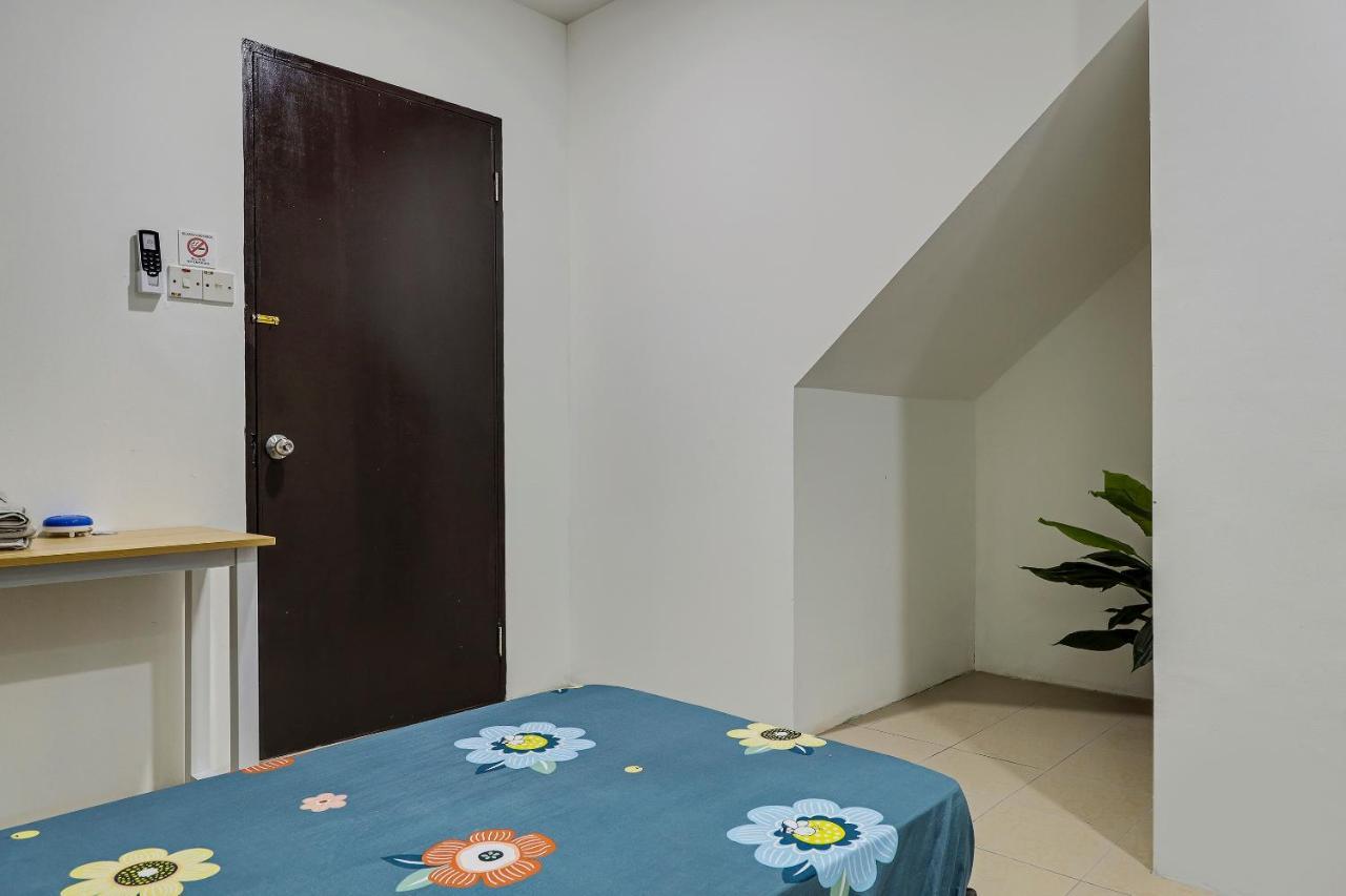 Spot On 90439 Lh Home Sibu Εξωτερικό φωτογραφία