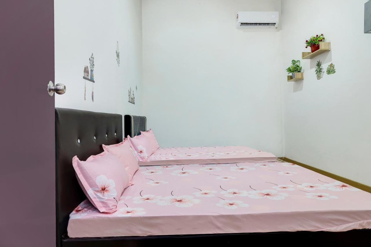 Spot On 90439 Lh Home Sibu Εξωτερικό φωτογραφία